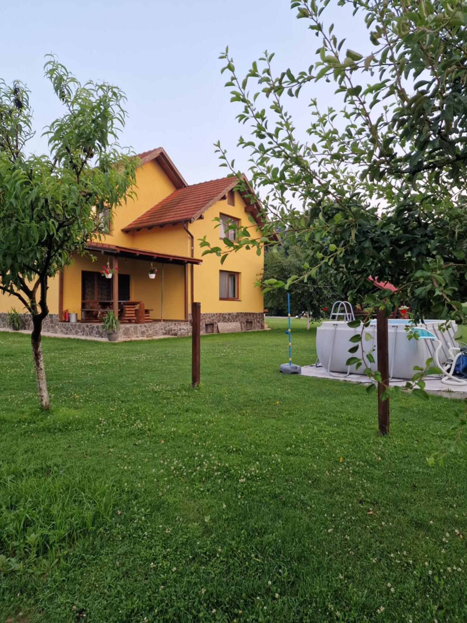 Casa Maya Săsciori 外观 照片
